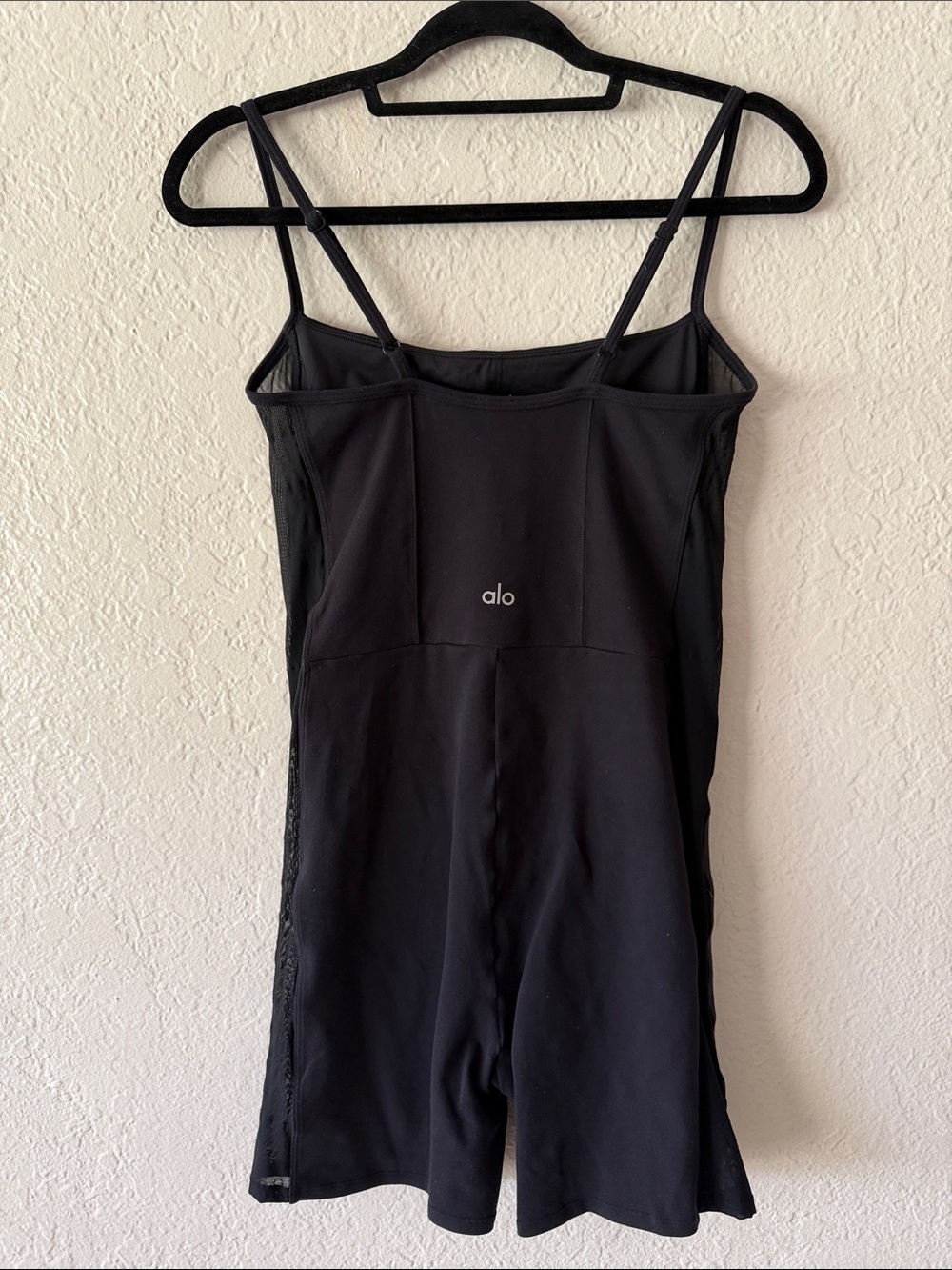 ALO Yoga Airbrush Mesh Everlasting Onesie Size S Black Activewear Stretch Chic - Picture 6 of 9